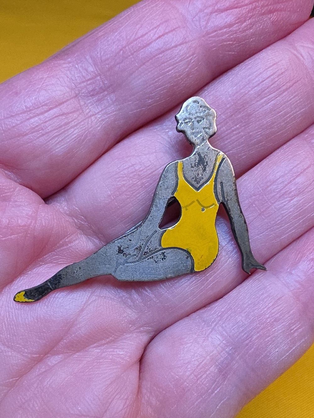 Rare Vintage Art Deco Bathing Beauty Enamel Pin Brooch ▪︎ Yellow Swimsuit Pinup